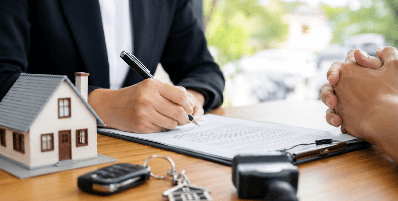 mobile notary for real estate closing